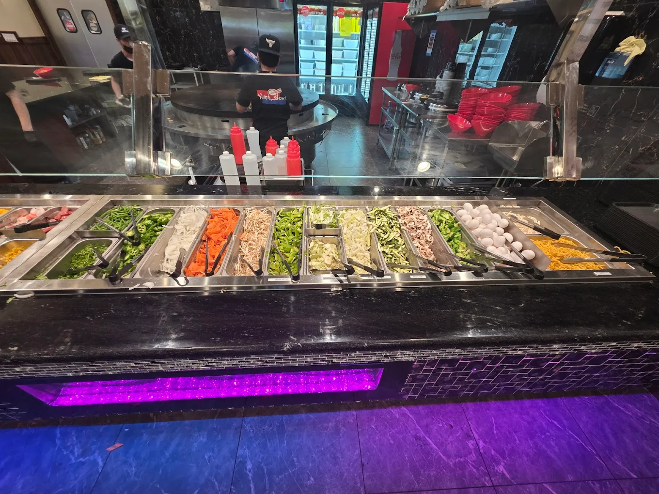 Vegetable bar prepared for custom bowls